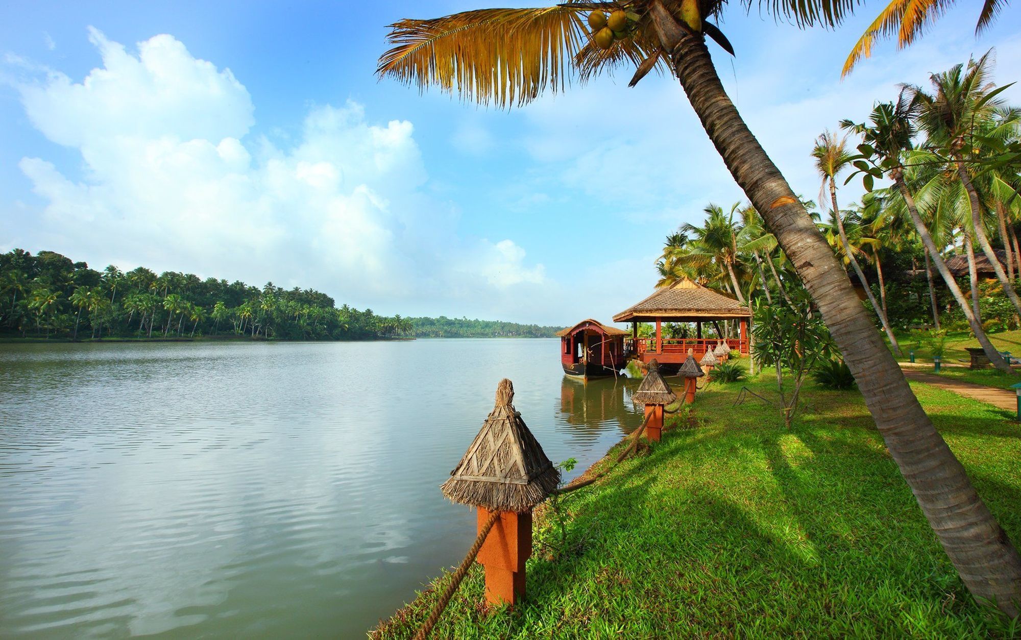 Fragrant Nature Backwater Resort & Ayurveda Spa Kollam Einrichtungen foto