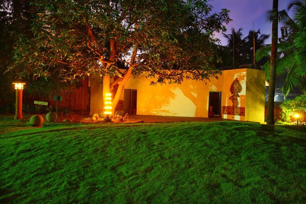 Fragrant Nature Backwater Resort & Ayurveda Spa Kollam Exterior foto